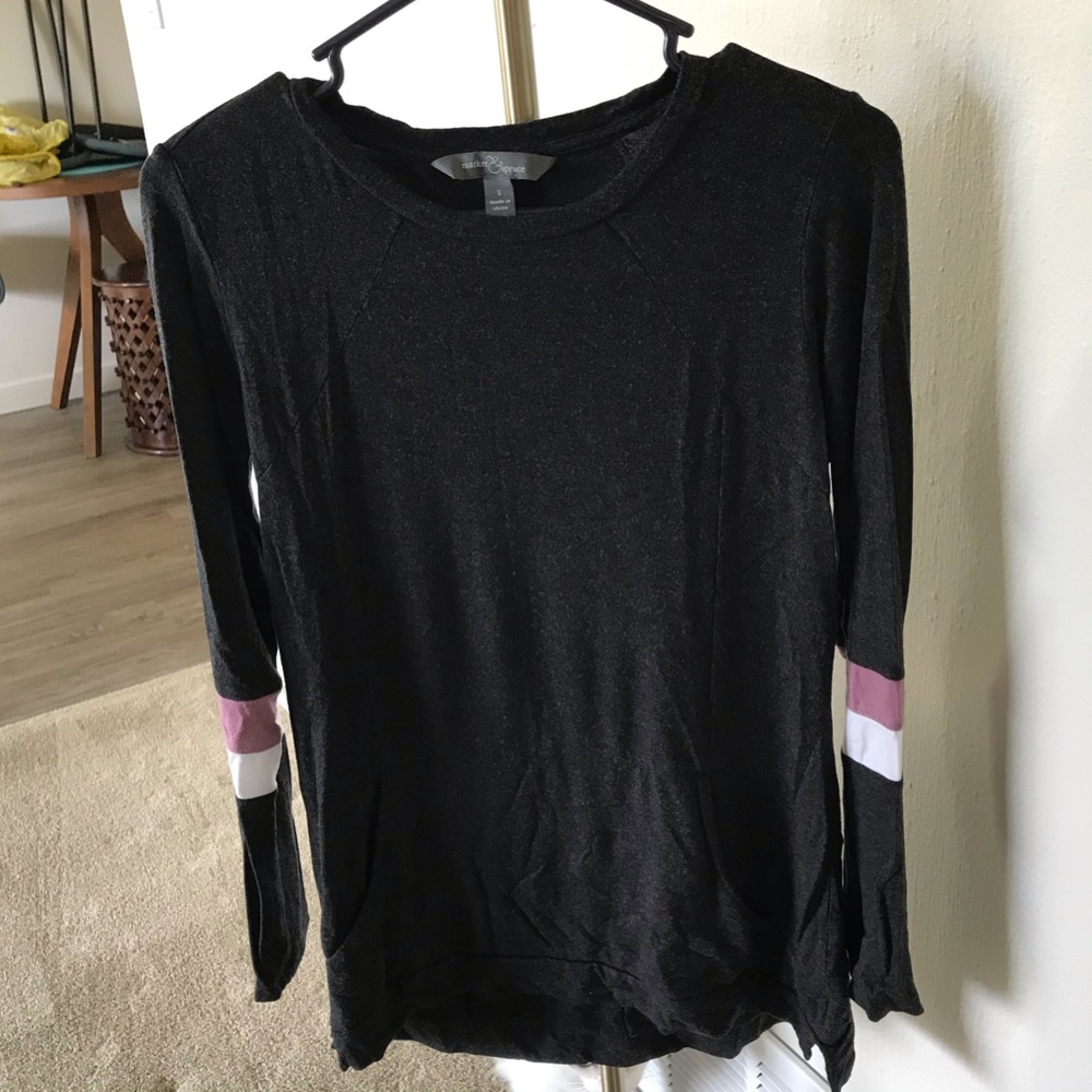 Falina long sleeve shirt with kangaroo pocket